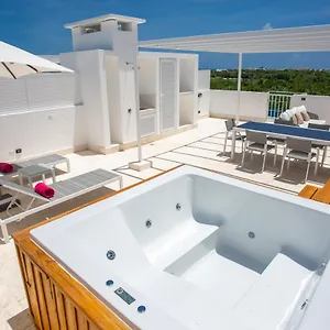  Apartment Cana Rock Penthouse & Beach Club